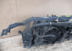 Pas przedni chłodnice nissan qashqai J10 2.0 dci 6