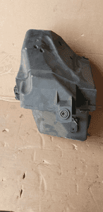 Obudowa filtra powietrza VW Passat B5 W8 4.0 3B0129605B 3