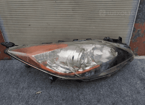 Lampa przód przednia prawa mazda 3 bl oryginał! 1