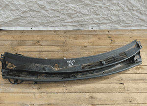Podszybie plastikowe toyota yaris iv 4 uk 24R 55708-K0090 1