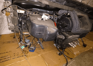 Deska rozdzielcza konsola renault clio iii 3