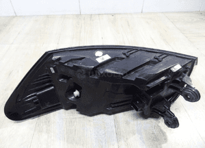Lampa lewy tył volkswagen ID4 11A945095 8