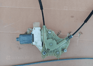 Mechanizm podnośnik szyby lewy przód BMW E92 0130822402 4