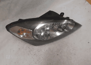 Przod przednia lampa prawa kia pro ceed 1