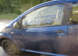 Drzwi przednie prawe lewe peugeot 107 3D knr 2005-2014 3