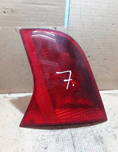 Lampa tylna lewa audi A4 B7 avant nr 8E9945094 1
