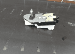 Rygiel Dociąg Drzwi Lewy Peugeot 1007 9685069880 4PIN 6