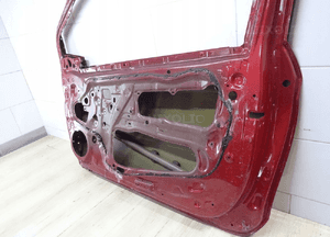TOYOTA YARIS III DRZWI prawe PRZEDNIE 3D 8