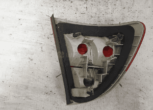 Lampa tylna prawa tył prawo bmw E46 kombi 6