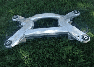 AUDI A8 D3 3.0 ASN BELKA ZAWIESZENIA TYŁ TYLNA 2