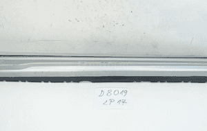 Listwa progowa prawa audi A4 B9 lift allroad 2019- 3