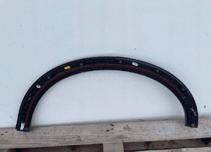 Listwa błotnika prawy tył audi Q2 81A 81A853818A 2