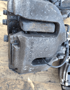 BMW 5 F10 3.0D ZWROTNICA PIASTA TARCZA ZACISK WAHACZ PRAWY LEWY PRZÓD OE 6