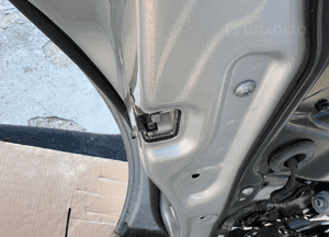 MERCEDES ML 164 drzwi tylne lewe lakier  775 9