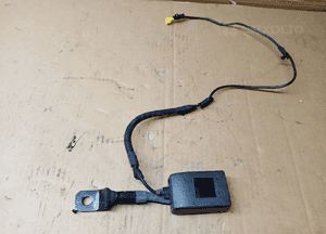 Zapinka pasa lewy przód przednia lewa Mercedes GL X166 W166 A1668600169 1