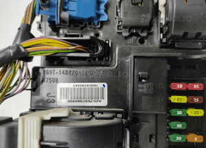 MODUŁ BSI SKRZYNKA BEZPIECZNIKÓW MONDEO MK5 V GU5T-15604-BFD 2014-2018 3