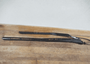 RAMIĘ WYCIERACZKI LEWE PRAWE AUDI A8 D5 2017- 2