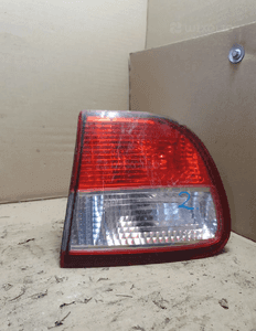 Lampa prawa tylna w klapie seat leon i 3