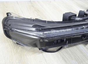 Lexus NX 200 halogen prawy led EU lewy 4