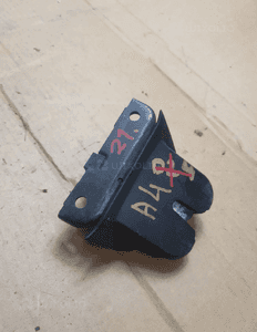 ZAMEK KLAPY AUDI A6 C5 Avant 4B9877505M 5
