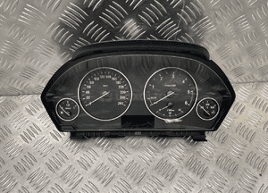 Bmw F30 F31 F32 F33 F34 F36 zegary licznik zestaw wskaźników 9350137 2