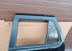 Drzwi lewy tył tylne lewe Mercedes ML W163 LAK 040 4