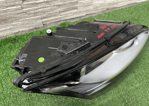 Lampa audi tt lift 8J0 led 8J0941044 2