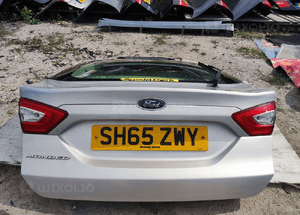 Ford mondeo MK5 14- klapa bagażnika hb 5D lampy kompletna w kolor 1