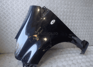 Błotnik lewy przód  toyota aygo 5