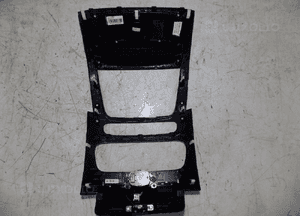 Kia sorento ii lift panel osłona ramka radia 3