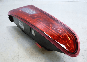 Alfa romeo gulietta lampa tylna tył prawa w klape 7