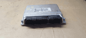 Komputer sterownik silnika VW Passat B5 1.8 8D0907558B 2