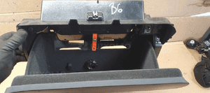 Schowek pasażera półka VW Passat B6 3C1857114 3C1857101 4