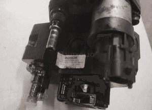 Pompa wtryskowa Bosch NISSAN OPEL VAUXHALL RENAULT 2.2/2.5 DCI 2.2/2.5 DTI 0445010033, 0986437302 2