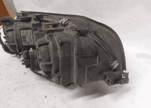Przod przednia lampa prawa VOLVOS80 4