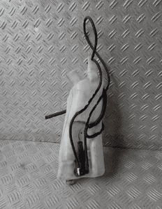 ZBIORNICZEK SPRYSKIWACZY CLIO III 7701058023 1