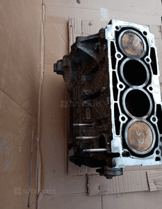 Silnik słupek blok silnika Citroen C5 1.8 16V 6FZ 6