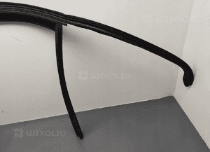 Mercedes W205 uszczelka szyby drzwi lewy tył 2