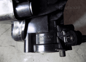 Volvo XC40 1.5 tb plug-in hybrid kolektor ssący 32257849 5