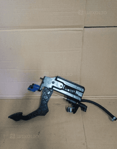 Pedał sprzęgła Audi A3 8L lift 1.6 1J1721059AE 1