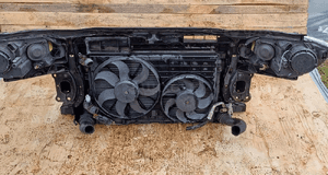 Pas przedni chłodnice wzmocnienie vw golf v plus 1.9 tdi 7