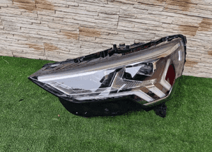 Lampa audi Q3 RSQ3 83A941035 C12S 1