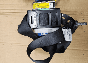 Mazda 6 GH pas bezpieczenstwa przod prawy lewy 08 8