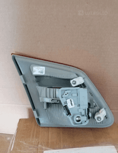 Lampa prawy tył tylna prawa w klapę Mercedes B-Klasa W246 2