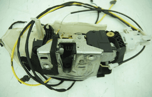 Zamek drzwi lewych A2307200735 keyless go mercedes sl R230 eu 2