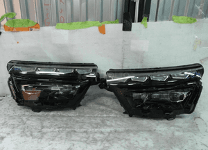 Skoda kamiq full led lampa przednia prawa 1