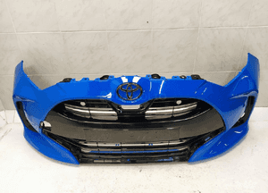 Toyota yaris 4 iv XP21 20- zderzak przód przedni grill atrapa chłodnicy kratki 4XPDC czujniki parkowania oryginał 3