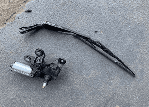 MERCEDES VITO VIANO 639 silnik wycieraczki tylnej  klapy ramie 1