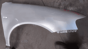 Audi A3 lift 8L błotnik przód przedni prawy  LY7W 5