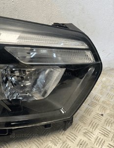 Lampa prawy przod renault master iv 4 260105567R 7